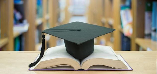 مراحل عملية إعادة التسجيل في سلك الدكتوراه وإيداع الطالب الباحث للملف بالمؤسسة برسم السنة الجامعية 2027/2026